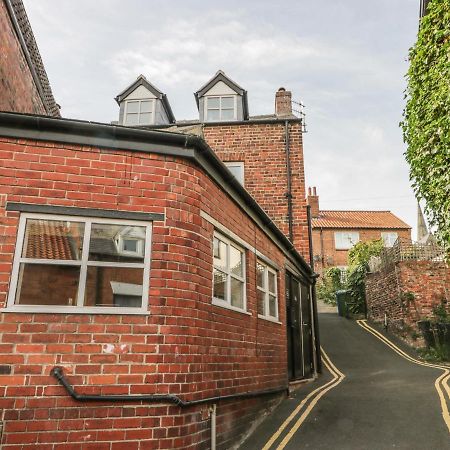 The Old Blacksmith'S Workshop Whitby Exterior foto